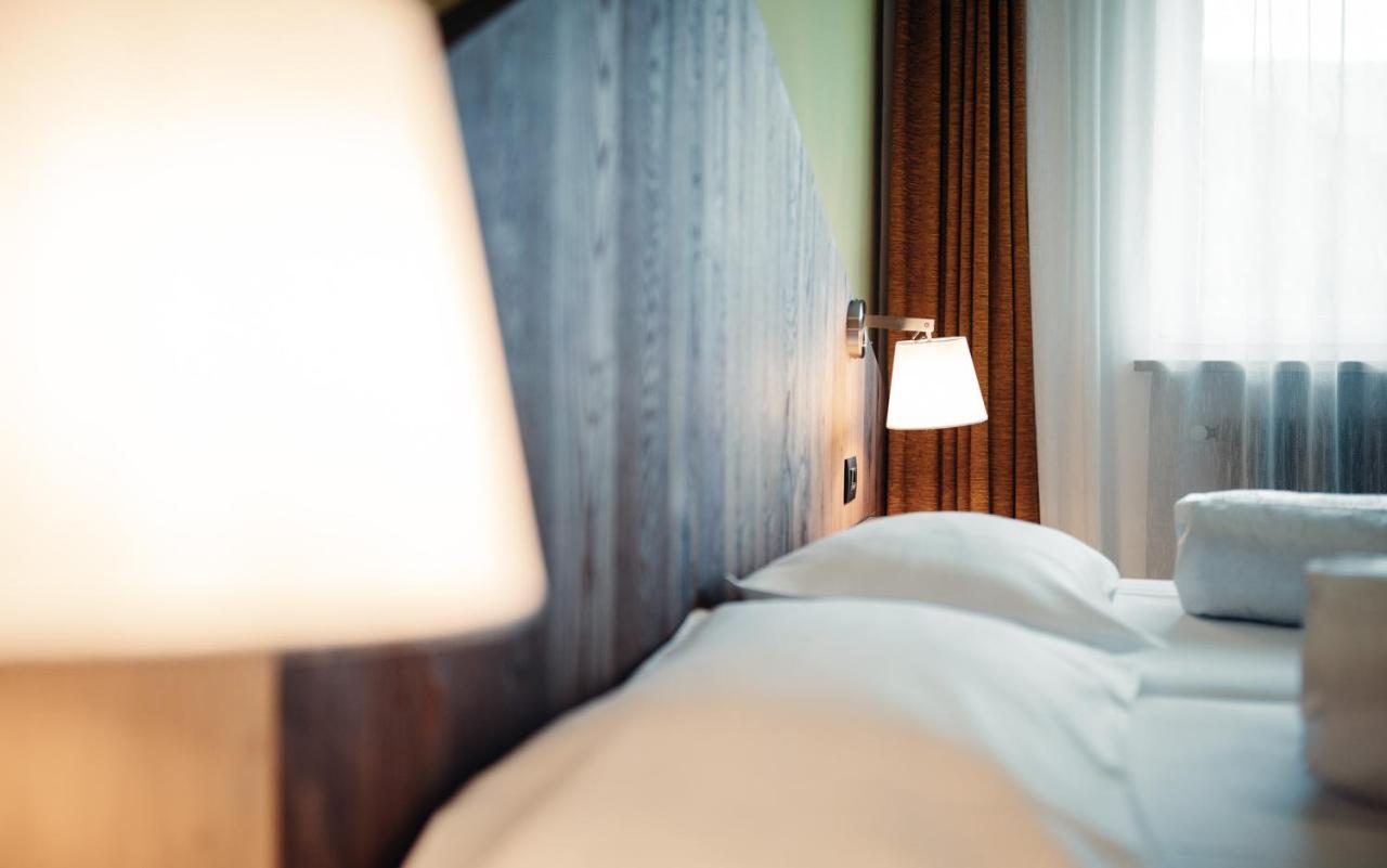 Hotel Ludwigshof & Luvina Trodena Værelse billede