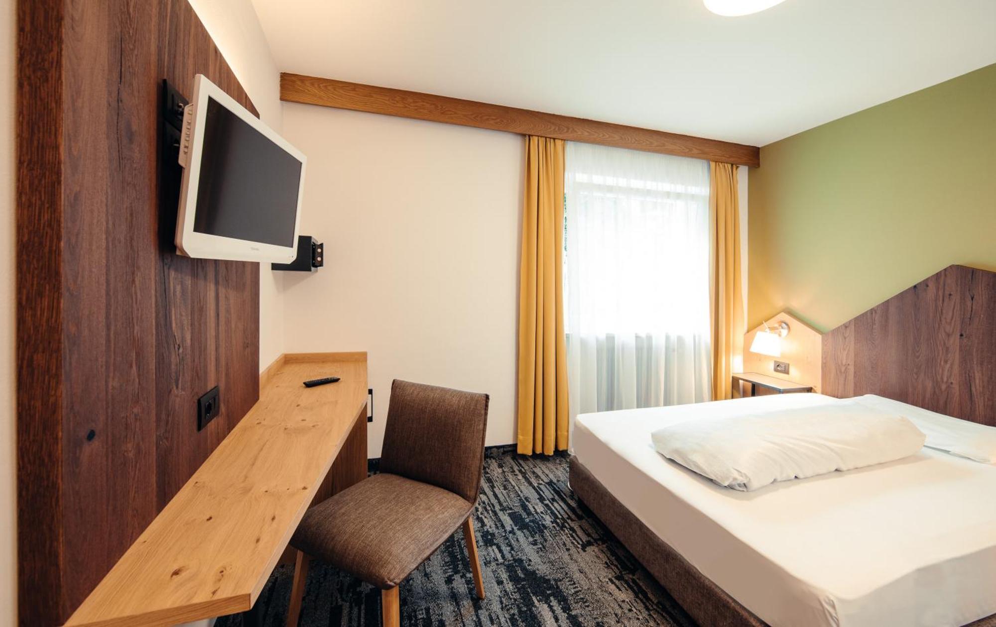 Hotel Ludwigshof & Luvina Trodena Værelse billede
